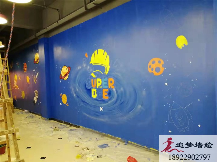 东莞市蜜蜂超人游乐场