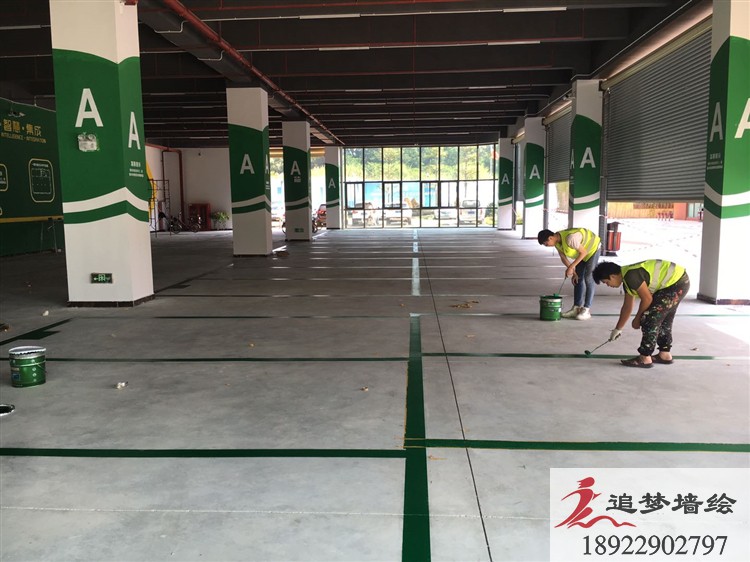 松山湖瑞鹰国际停车场